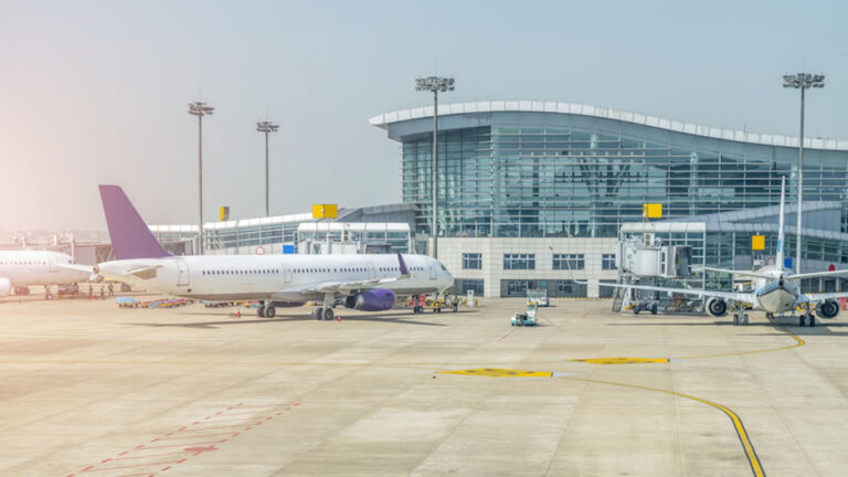 Mehr über den Artikel erfahren Air France-KLM automatisiert Kundenservice mit europäischer KI